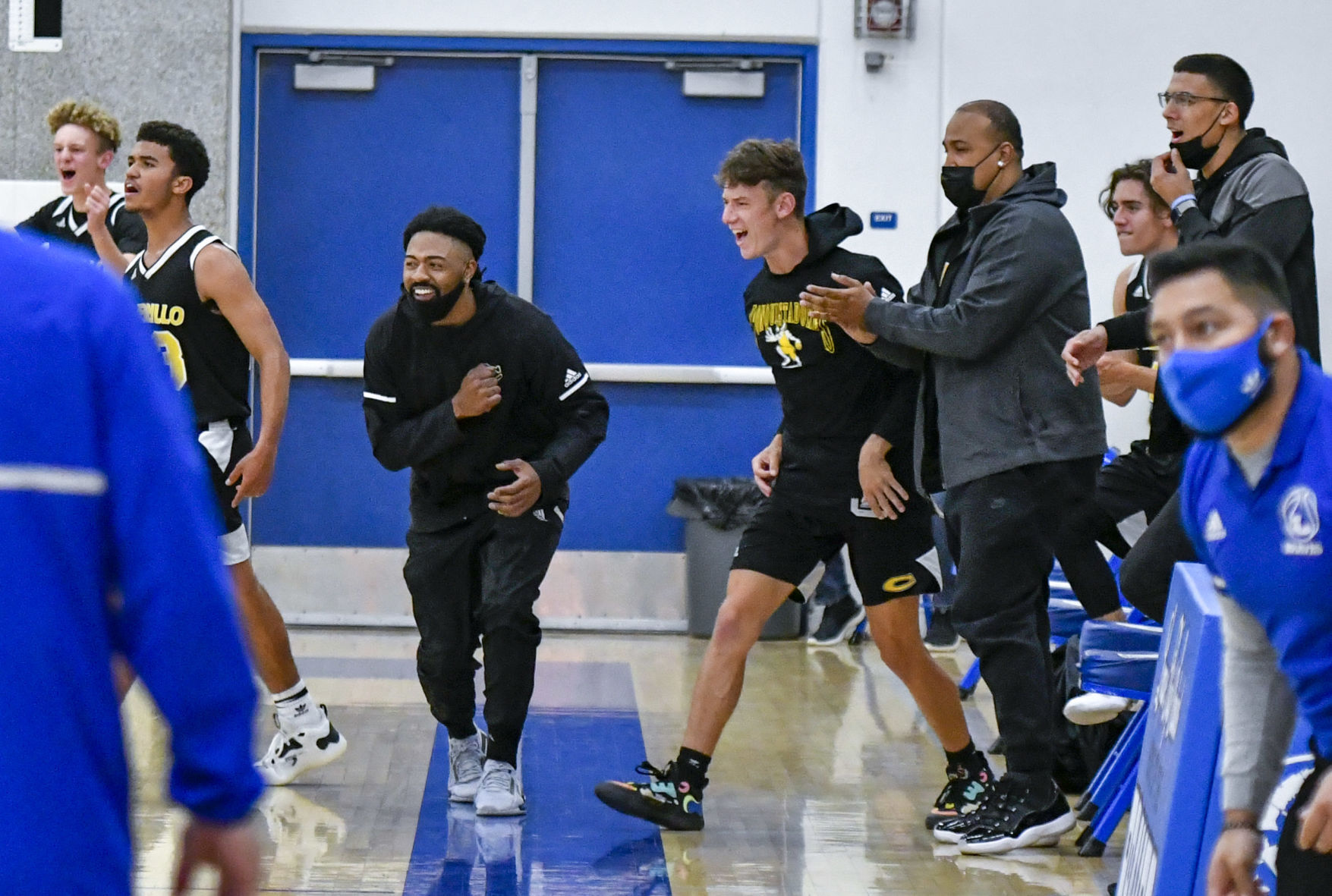 043021 Cabrillo Lompoc boys 07.JPG